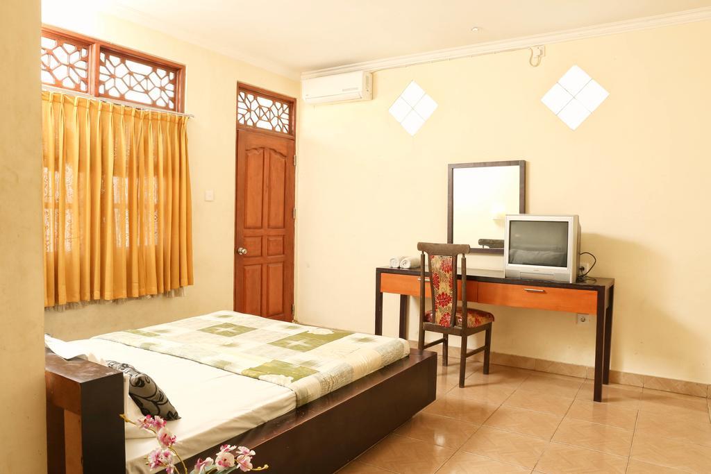 Wisma tamu Reddoorz @ Mataram Kuta 2